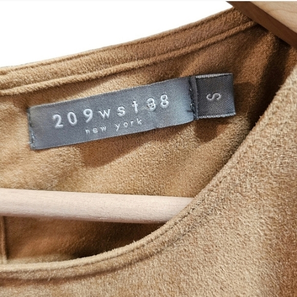 209 Wst 38 Boho Vegan Suede Minimalist Southwestern Button Back Sleeveless Top S - Picture 10 of 11